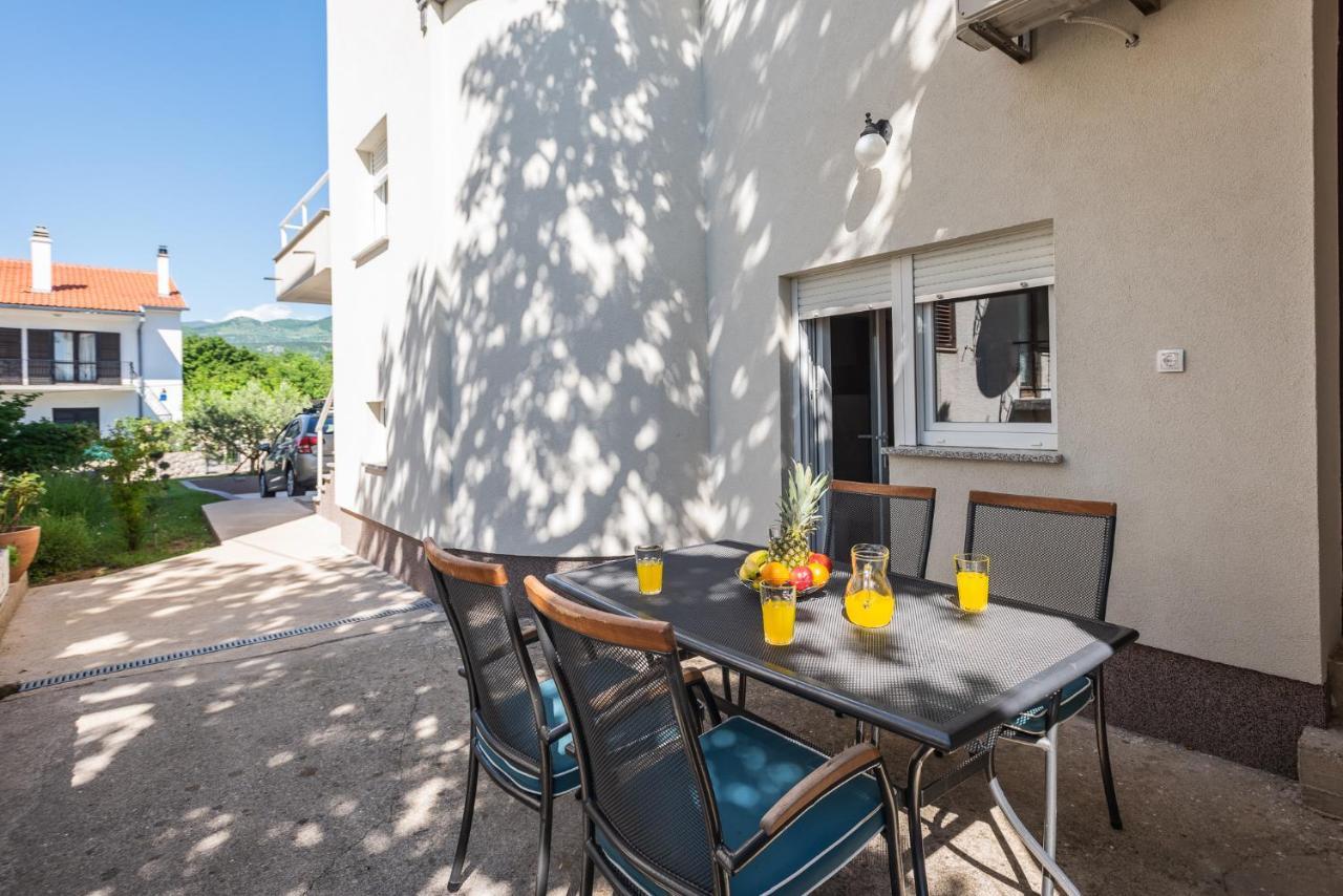 Apartments Omorfia Kraljevica Bagian luar foto