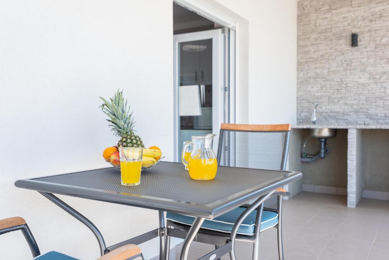 Apartments Omorfia Kraljevica Bagian luar foto