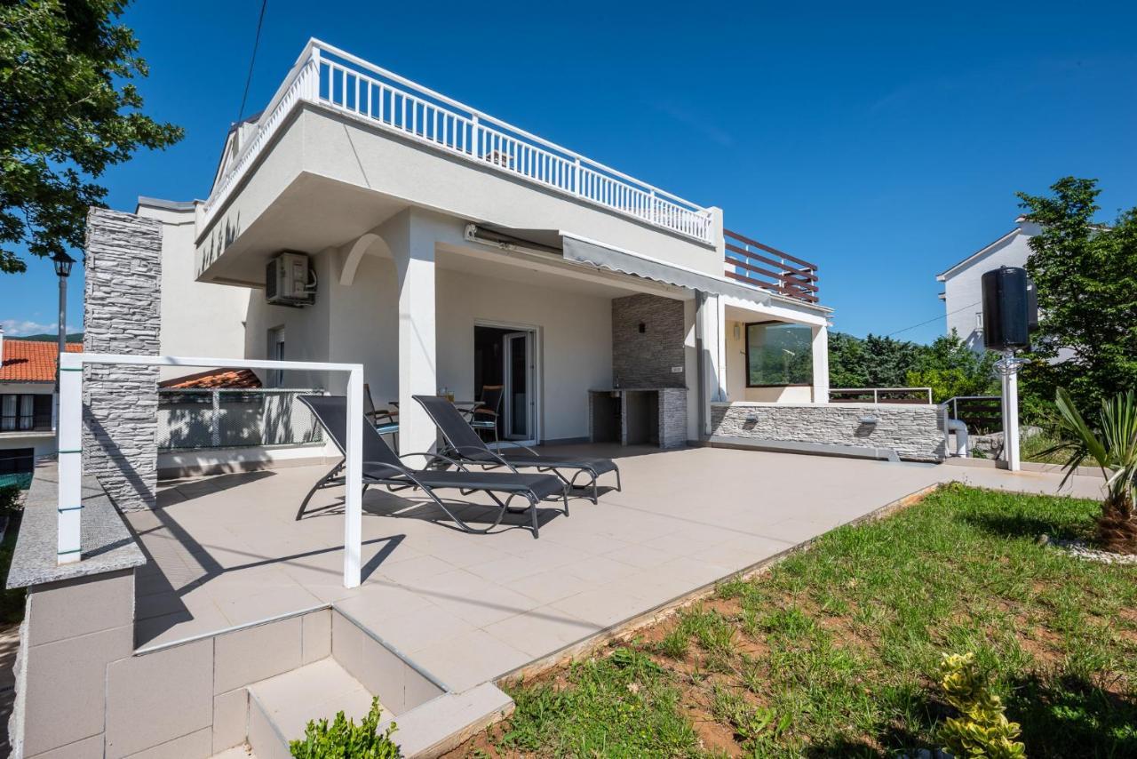 Apartments Omorfia Kraljevica Bagian luar foto