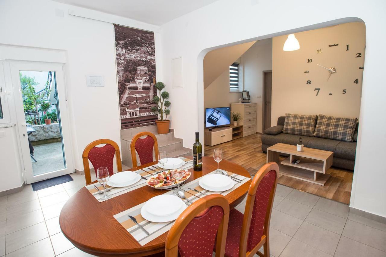 Apartments Omorfia Kraljevica Bagian luar foto