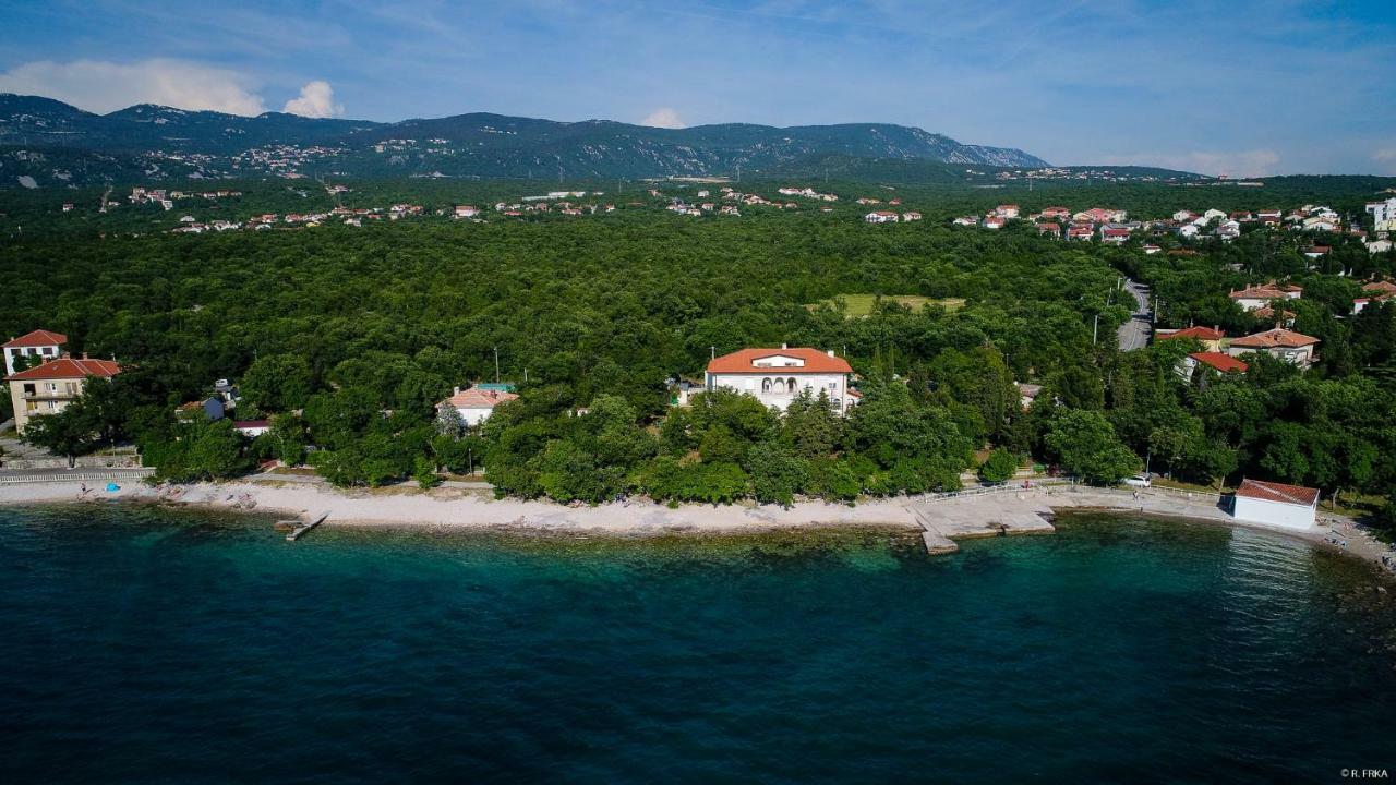 Apartments Omorfia Kraljevica Bagian luar foto